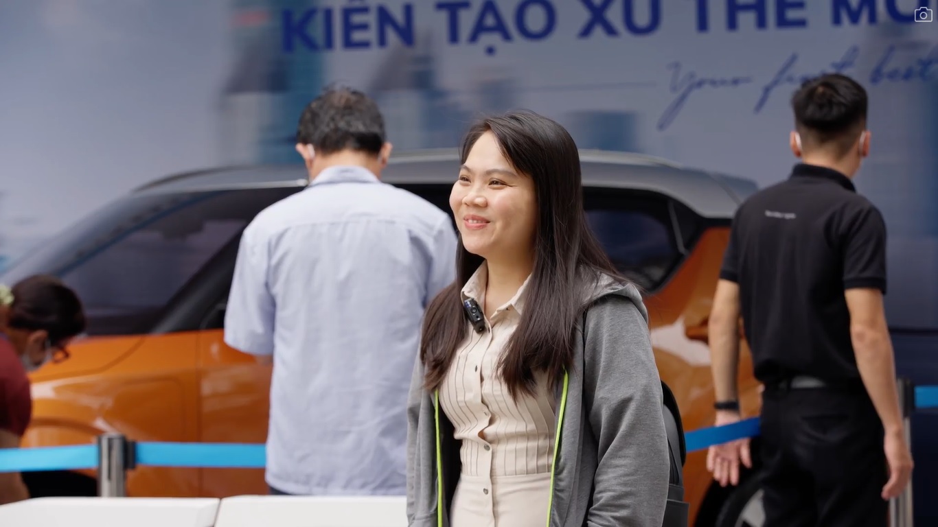 Mức giá hợp lý đã thuyết phục chị Phạm Nữ Hiền Vân (TP.HCM) lựa chọn VF 5 Plus là mẫu xe đầu tiên